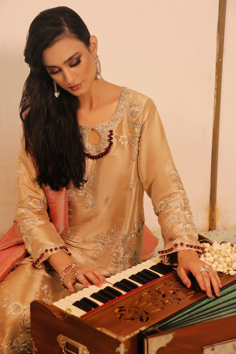 Mona Imran | Dilzaib Formals | Haya - Riwayat-e-Khas