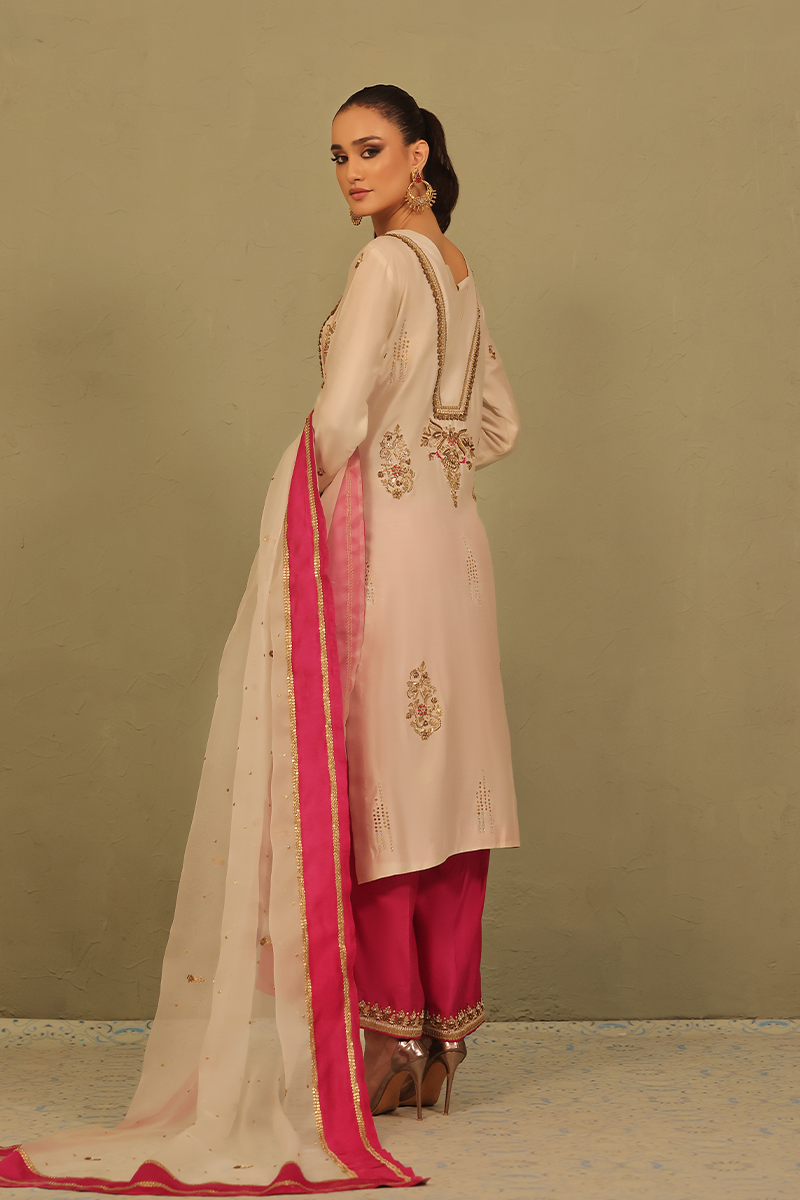 Mona Imran | Dilzaib Formals | Sahiba - Riwayat-e-Khas