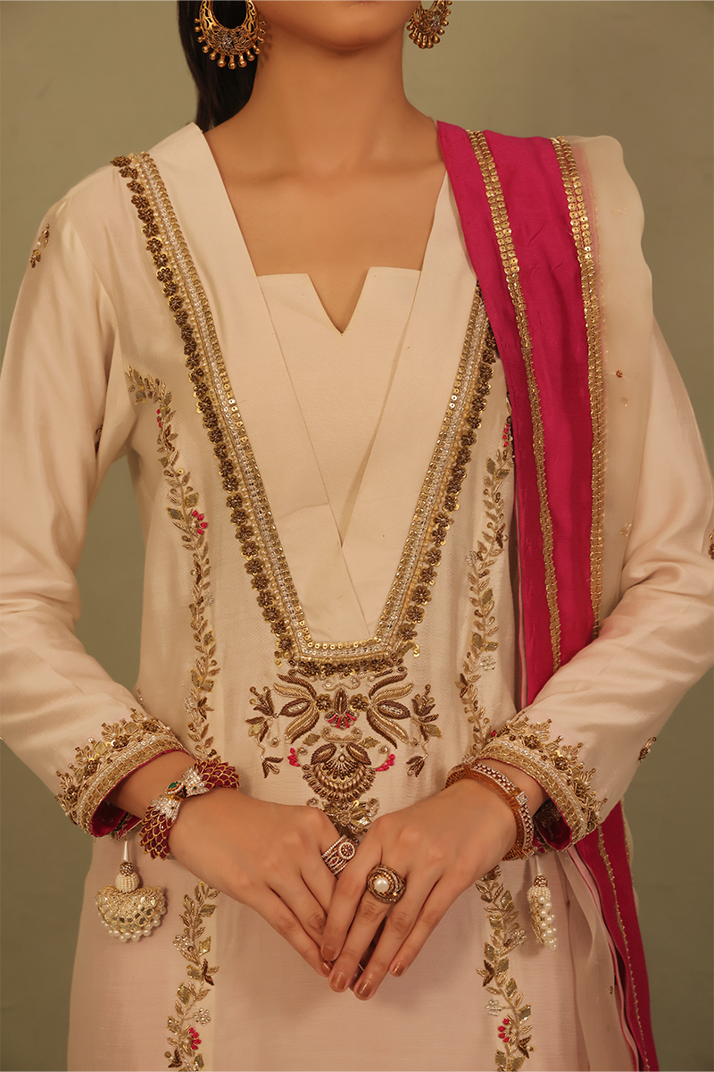 Mona Imran | Dilzaib Formals | Sahiba - Riwayat-e-Khas