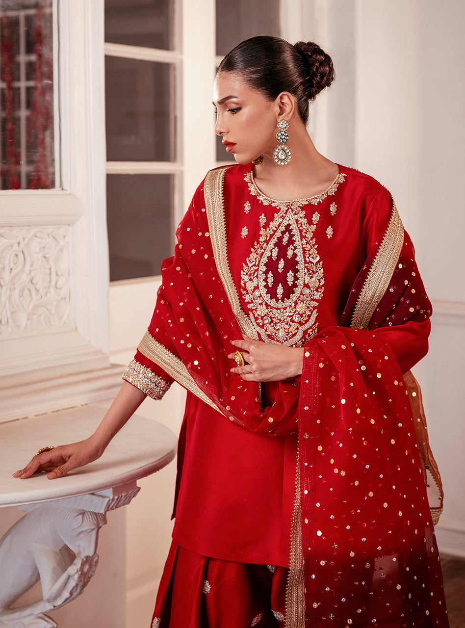 Zainab Chottani | Semi Formals | HAYAM