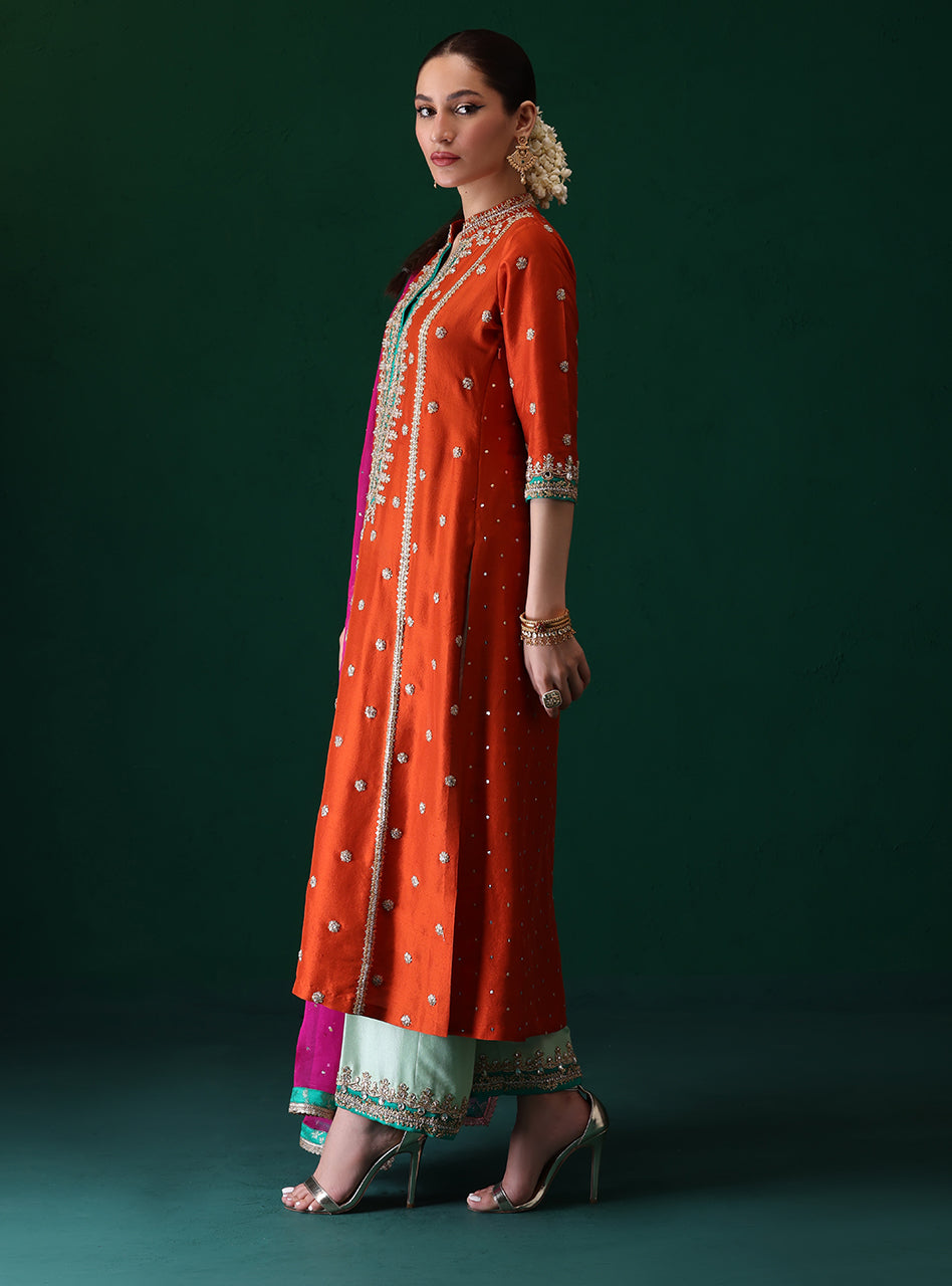 Zainab Chottani | Semi Formals | GULNOOR