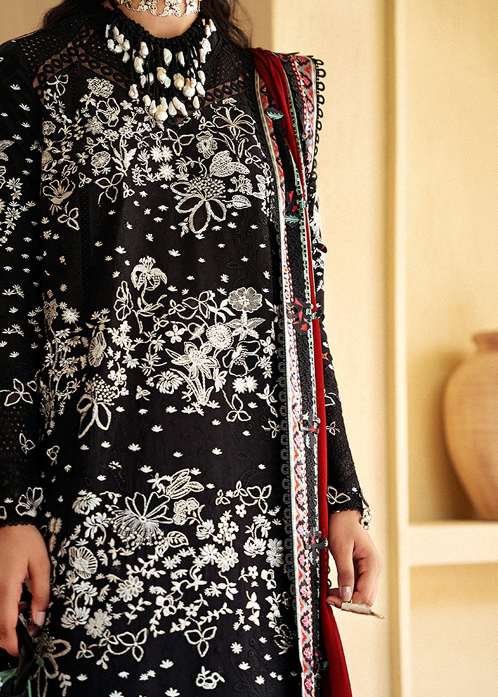 Suffuse | Luxury Lawn 25 | KIRAN