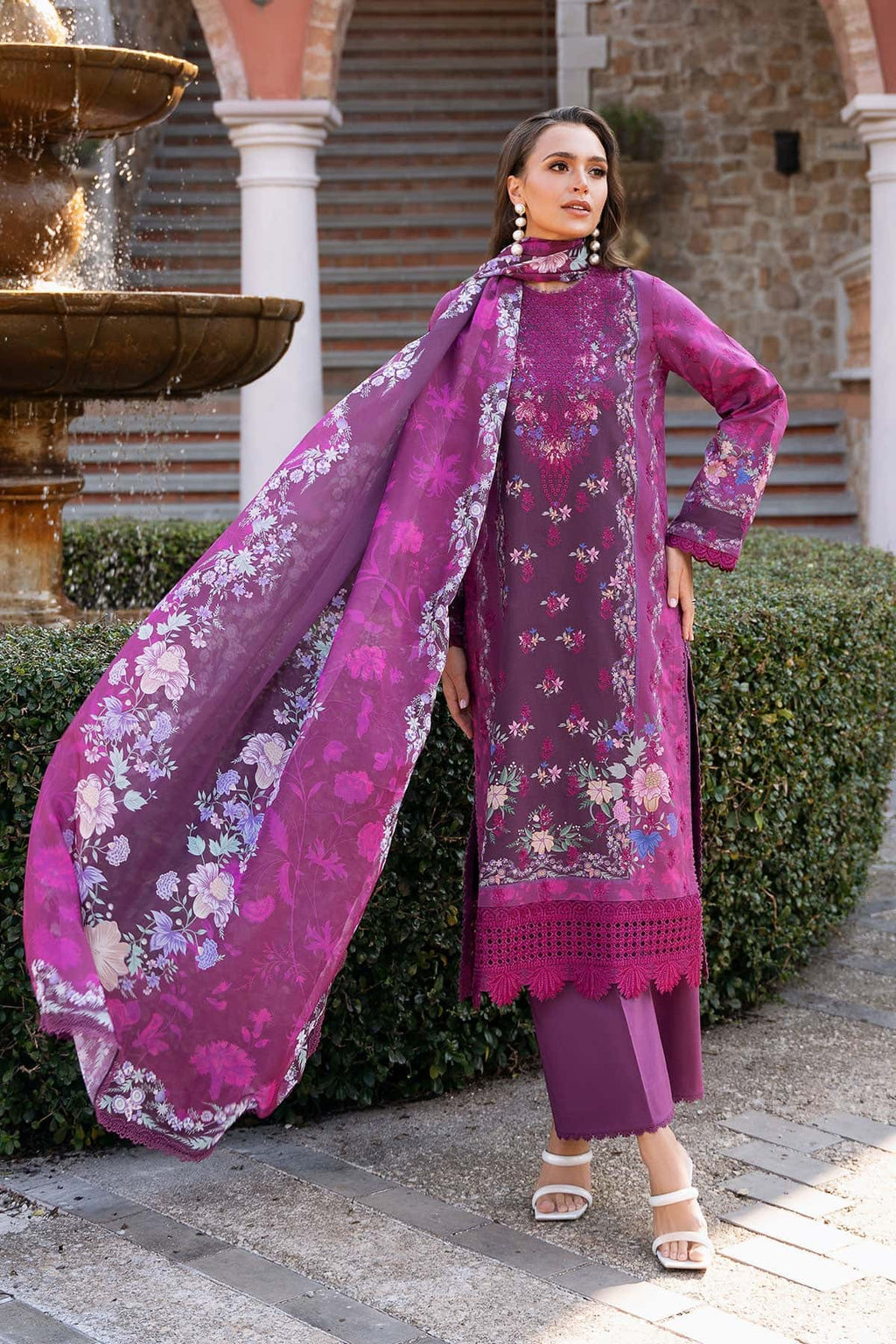 Afrozeh | Damask The Holiday Edit 25 | Eden B - Riwayat-e-Khas