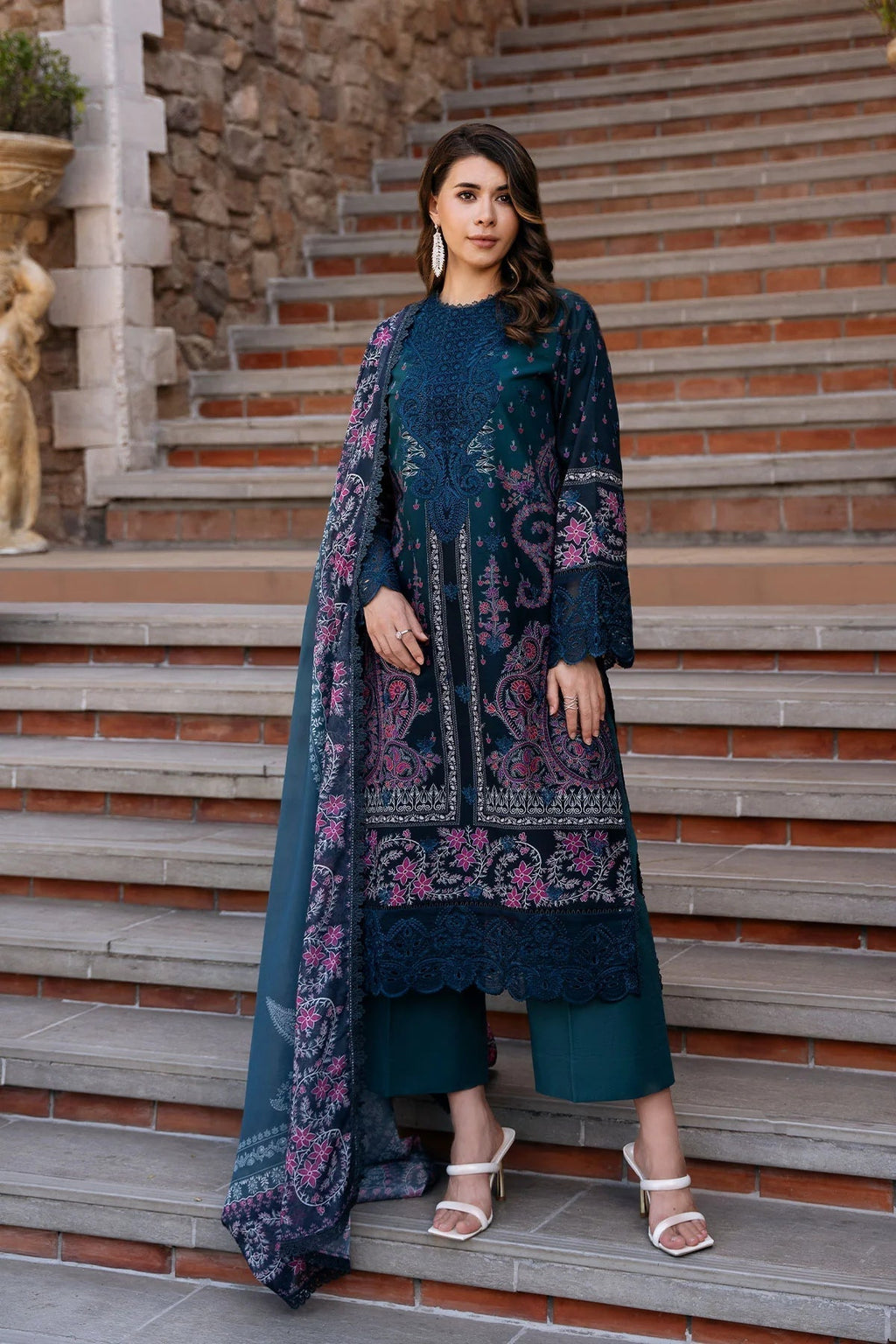 Afrozeh | Damask The Holiday Edit '25 | Azrina B