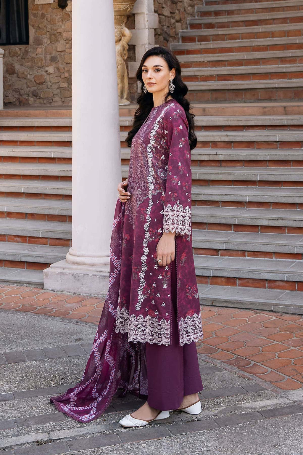 Afrozeh | Damask The Holiday Edit 25 | Anisa A - Riwayat-e-Khas