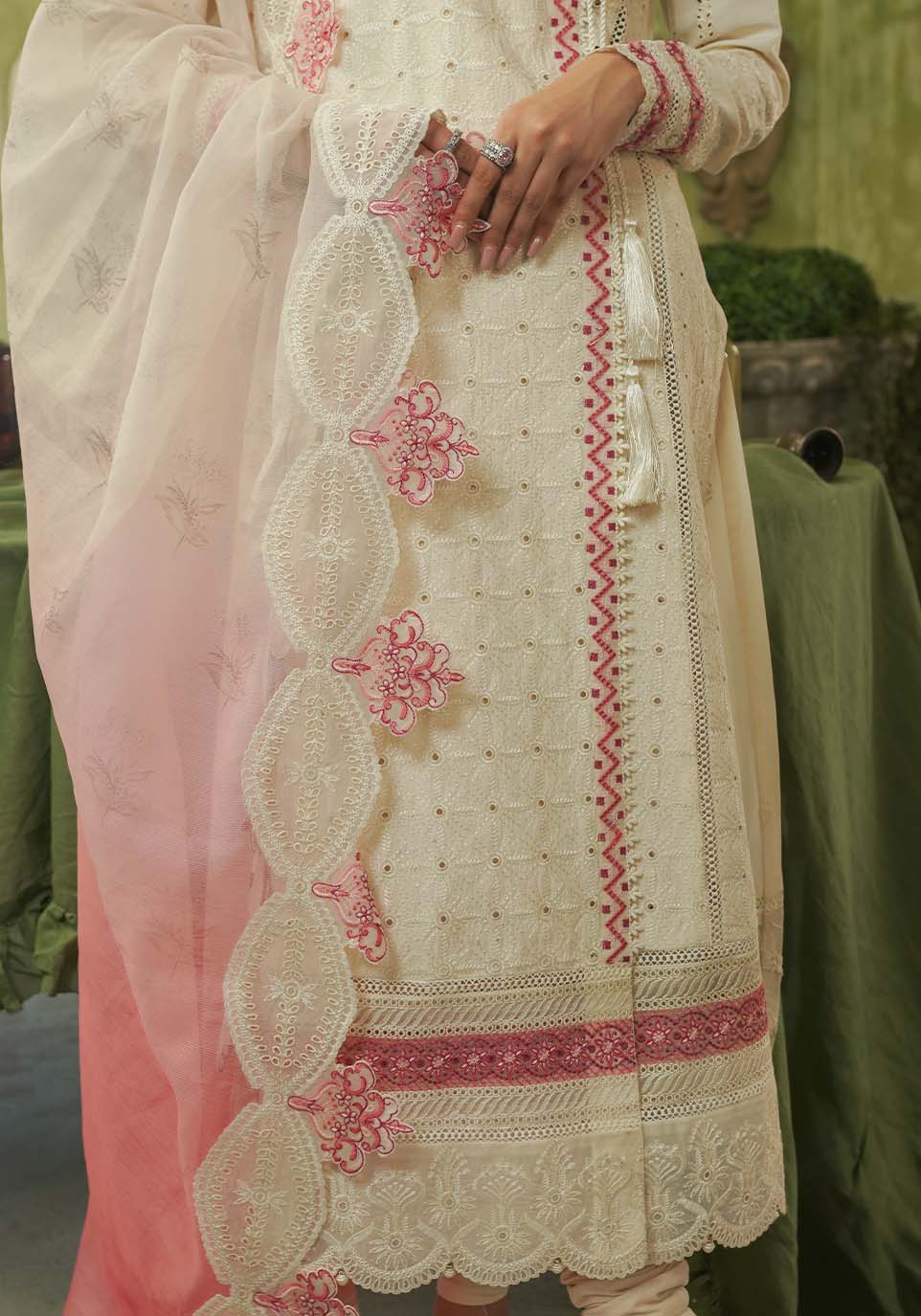Zarqash | Tresor Luxury Lawn 24 | ZQT 006 IDA - Riwayat-e-khas