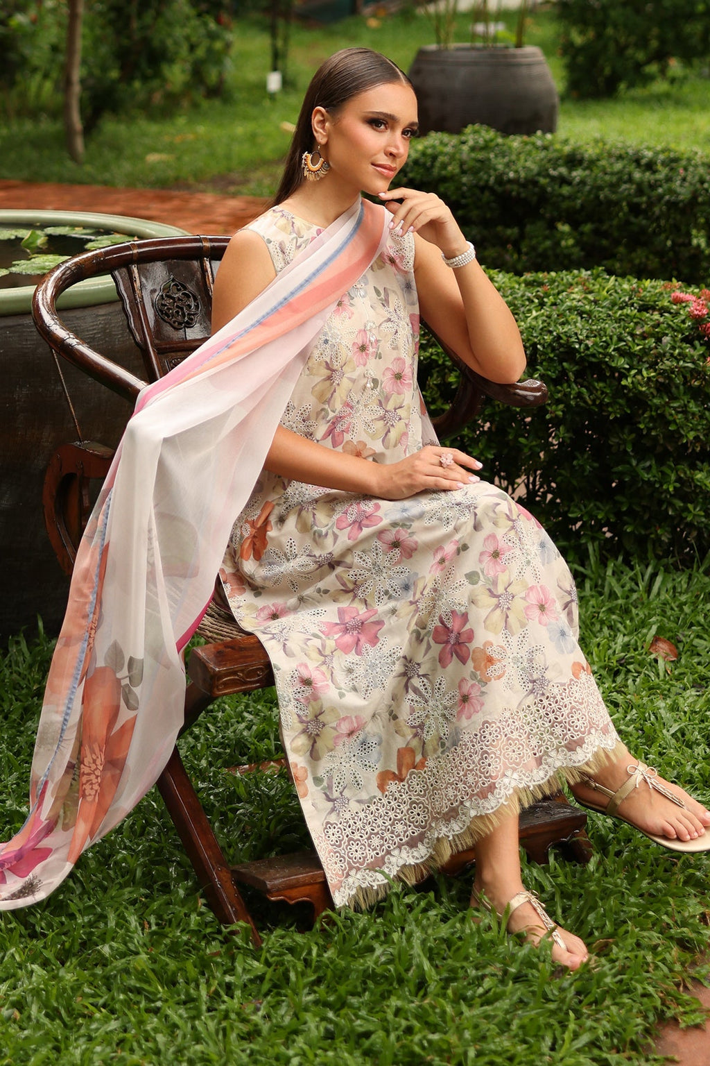 Baroque | Embroidered Lawn | SF-4246