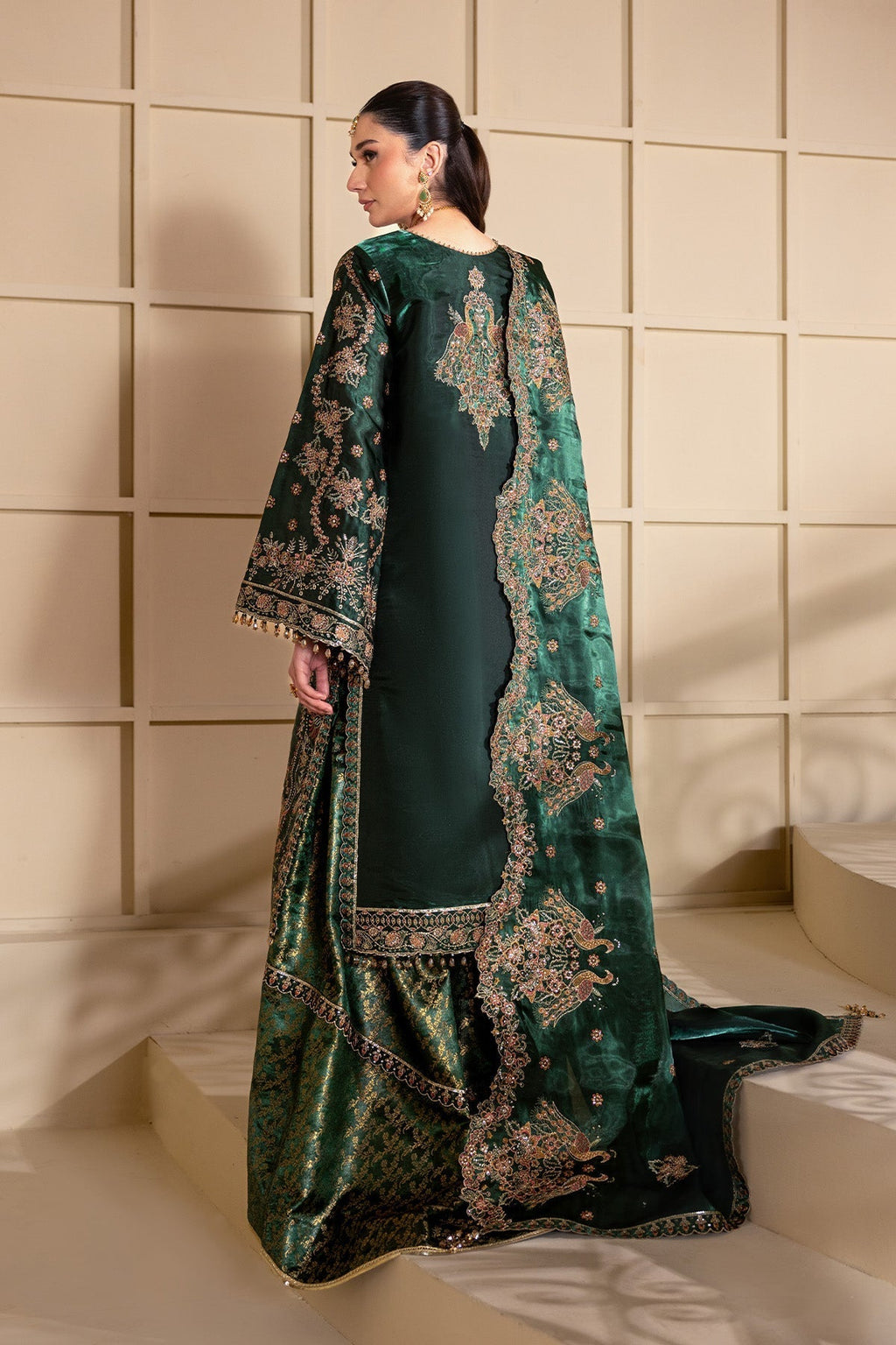 Alizeh | Aaina A Reflection of Elegance | AF-SS-2246-Gota