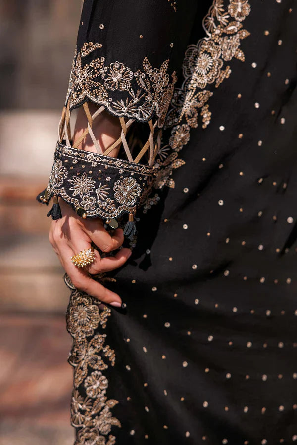 Farasha | Summer Weaves Embroidered lawn'26 | Raven Aura