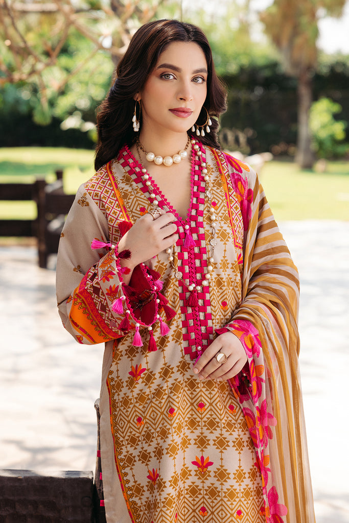 Charizma | C print Collection 24 | CP4-47 - House of Zarish