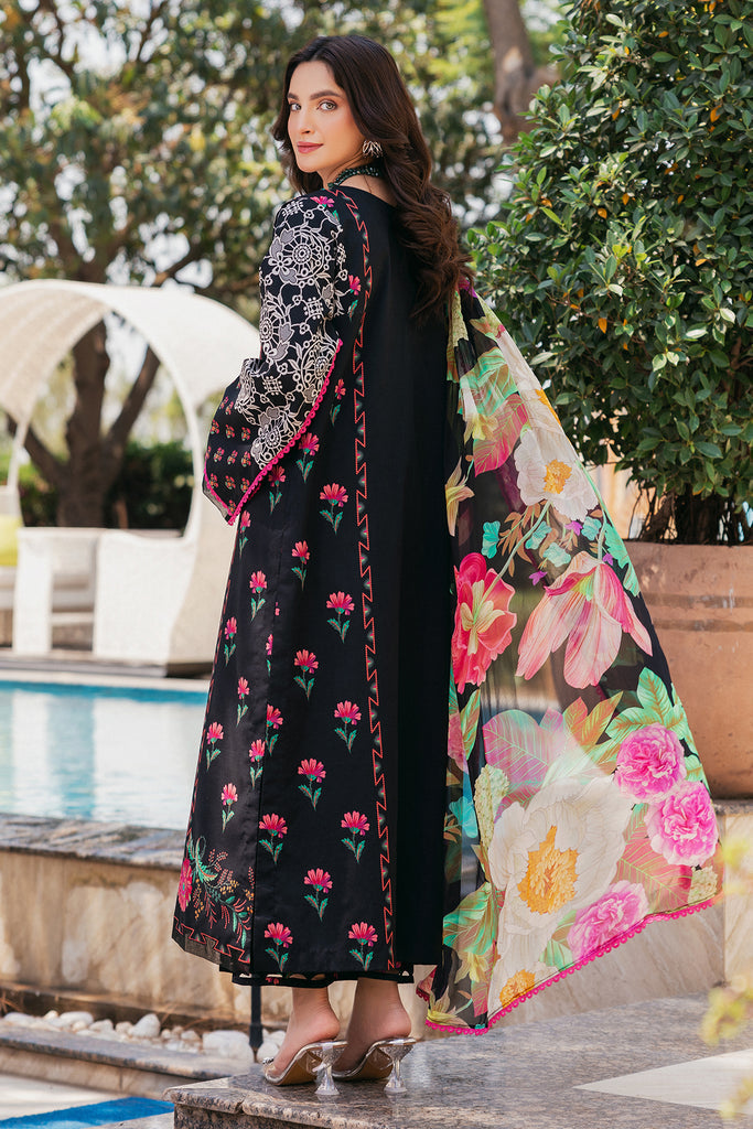 Charizma | C print Collection 24 | CP4-41 - House of Zarish