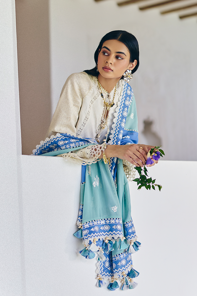 Suffuse | Casual Pret 25 | DANAE