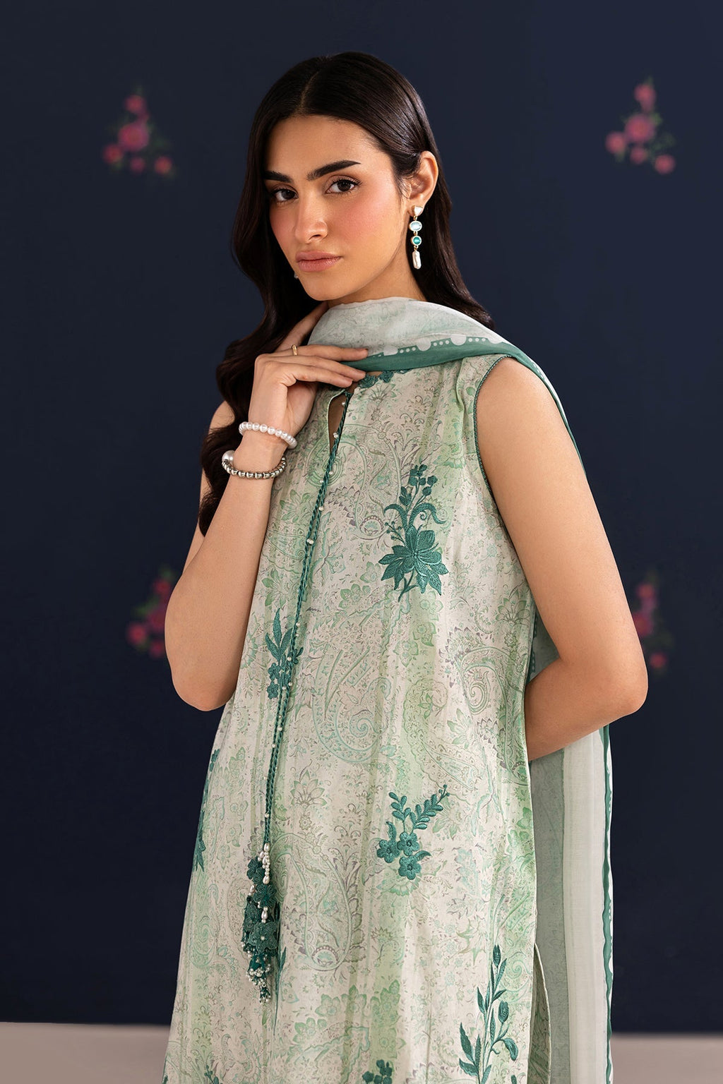 Baroque | Embroidered Lawn | SF-4456