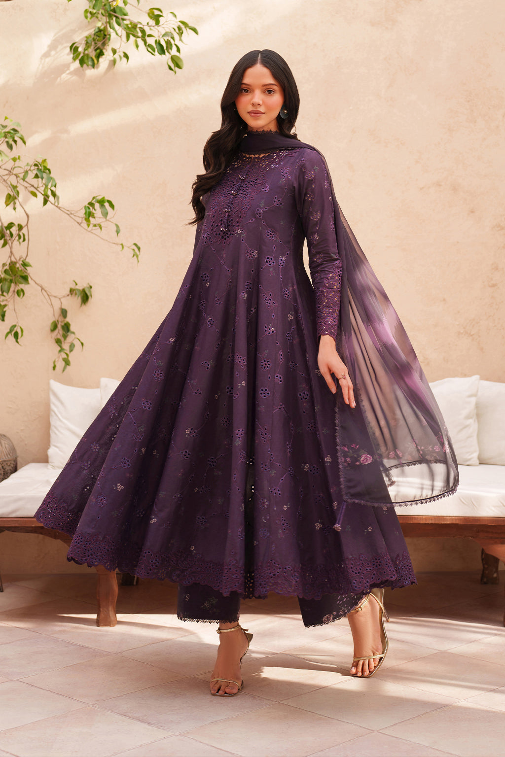 Iznik | Eid Lawn | EL-08 Embroidered Lawn