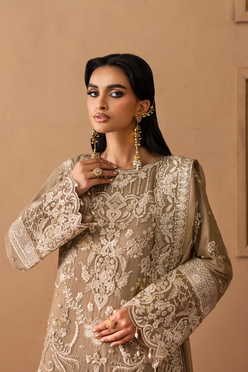 Emaan Adeel | Sheherzadi Formals 25 | ULFAT