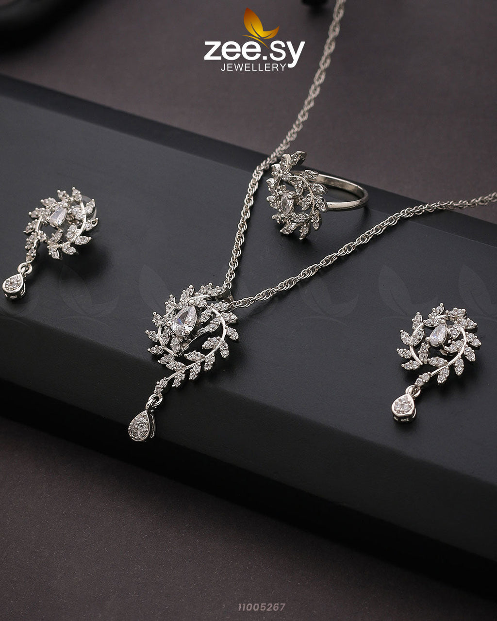 Pendant-0100 - Libasekhas