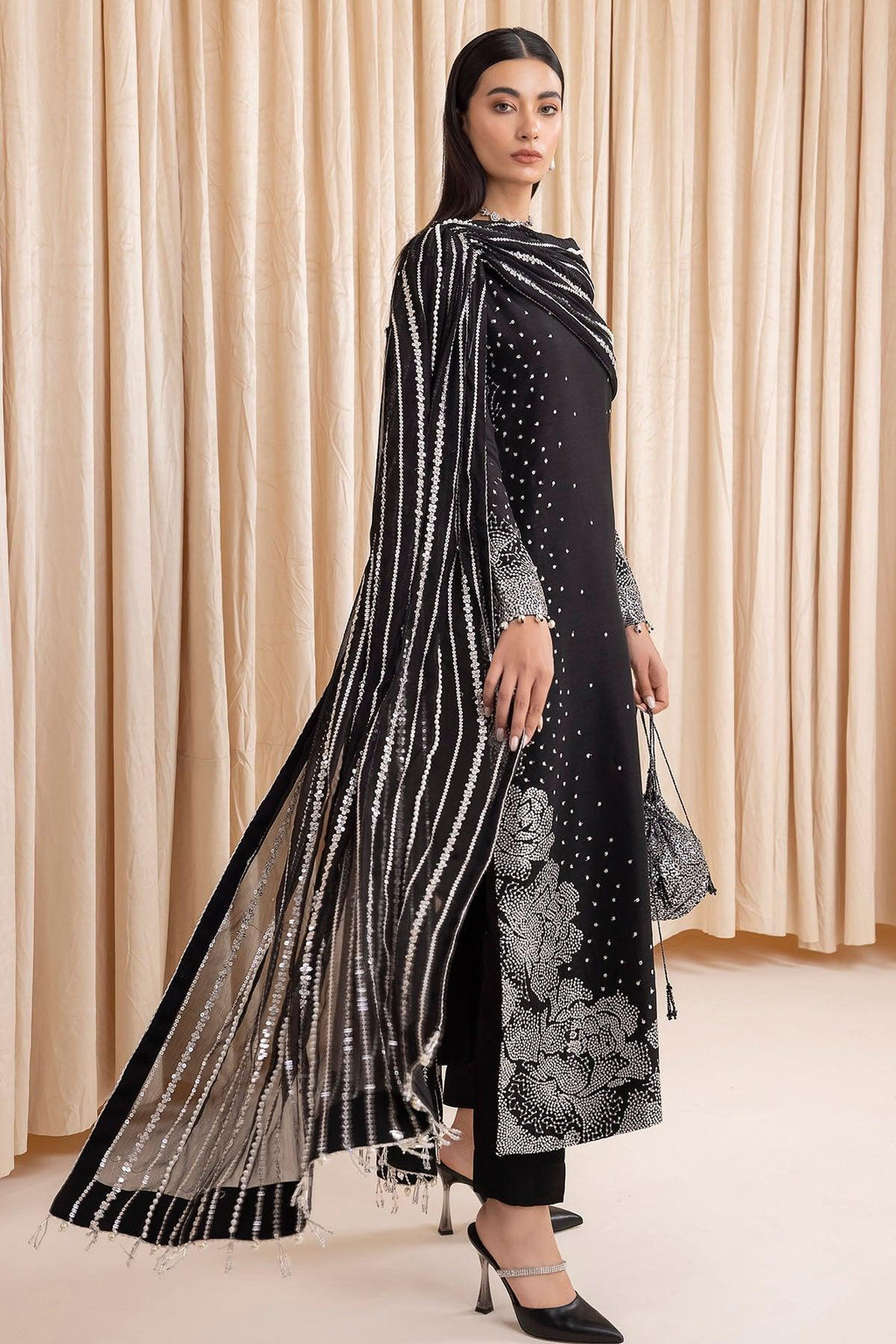 Jazmin - UR-7001 - House Of Anaya