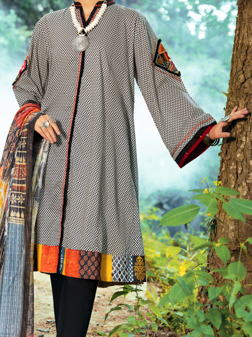 Almirah | Luxury Edit | AWP-3PS-545