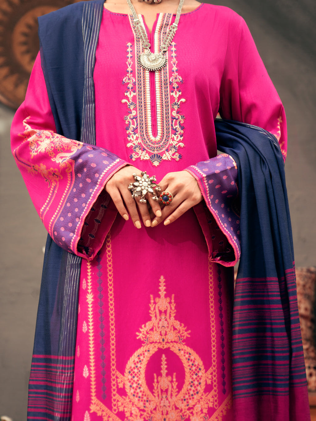 Almirah | Luxury Edit | AWP-3PS-560