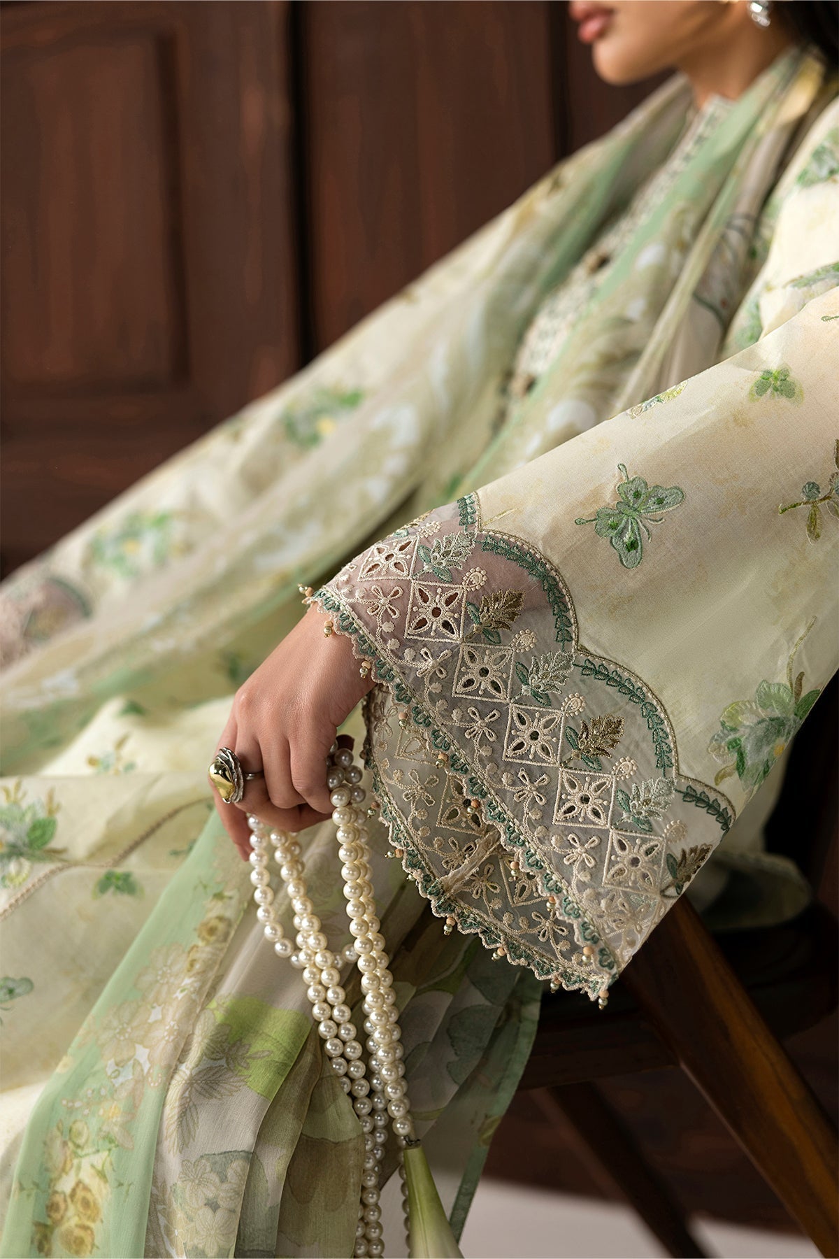 Baroque | Embroidered Lawn | SF-4420