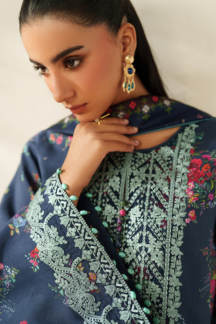 Baroque | Luxury Pret 25 | UF-4337