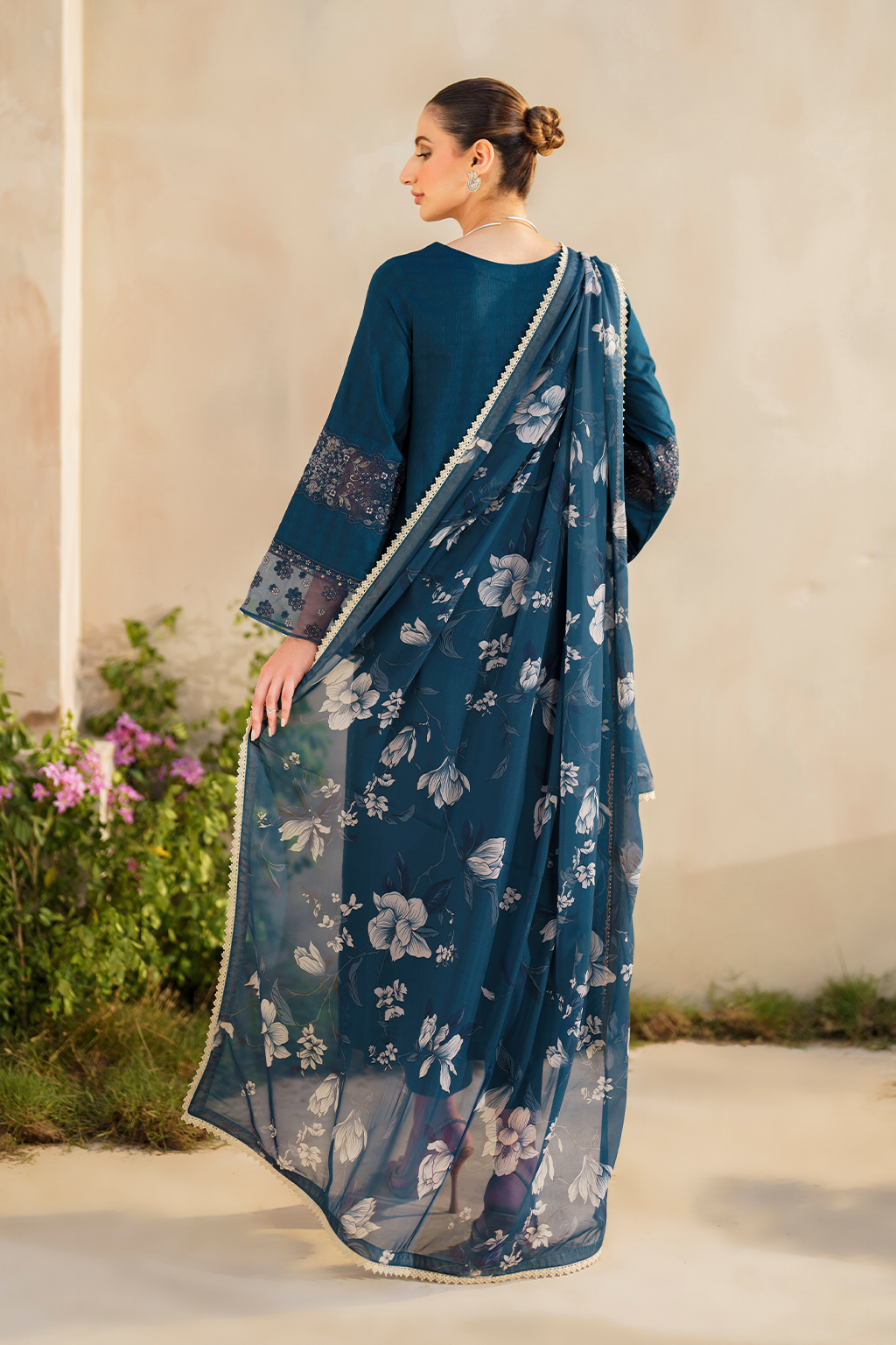 Iznik | Festive lawn 24 | SFL-01 - House Of Anaya