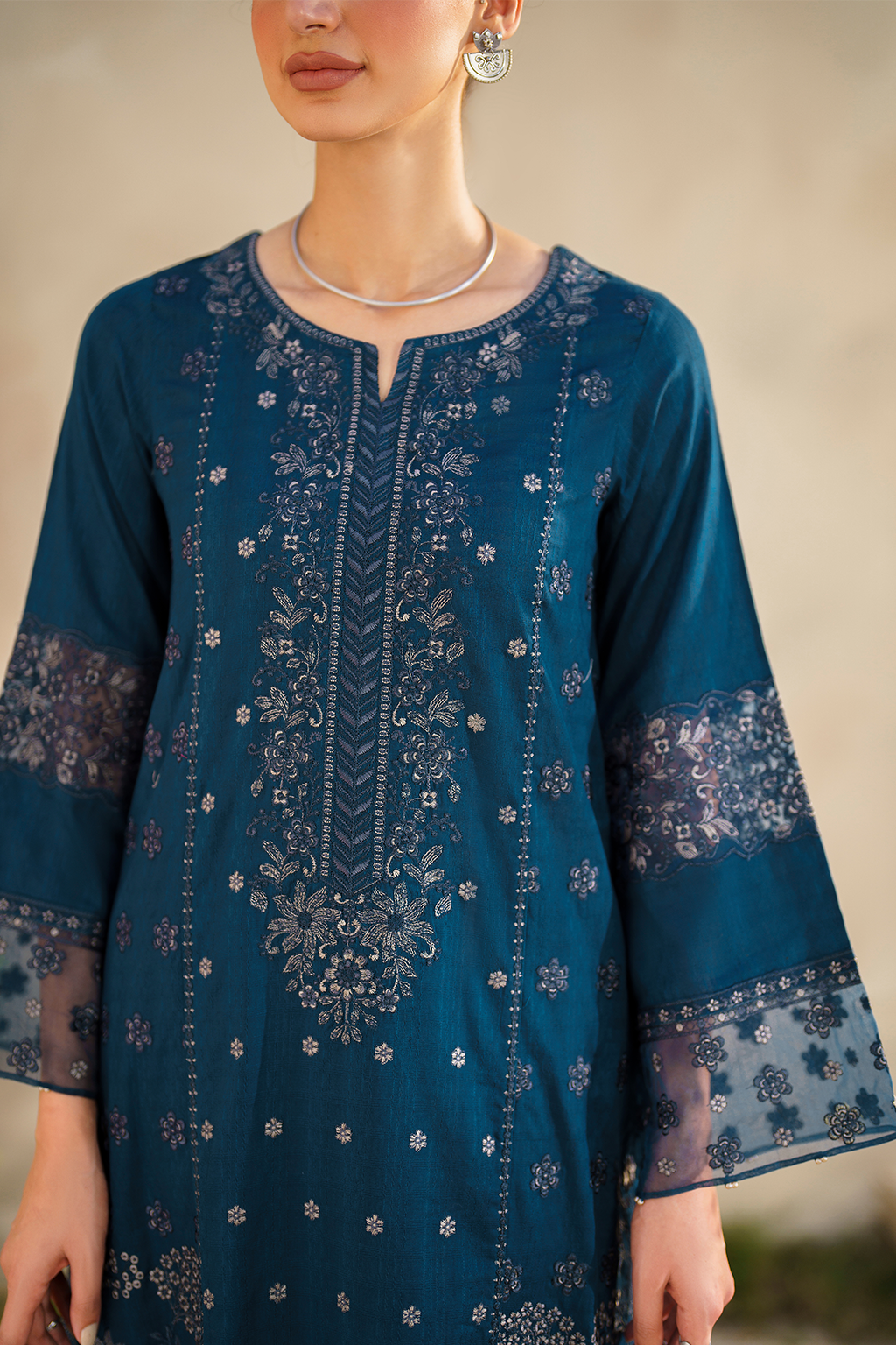 Iznik | Festive lawn 24 | SFL-01 - House Of Anaya
