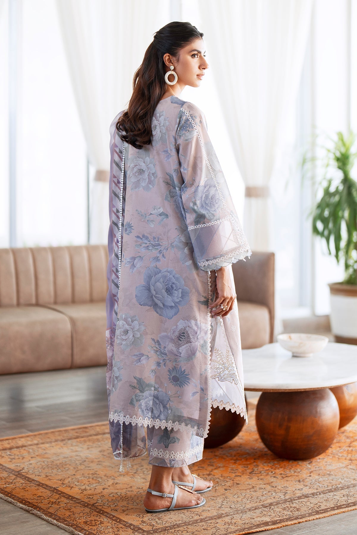 Baroque | Embroidered Lawn | SF-4079