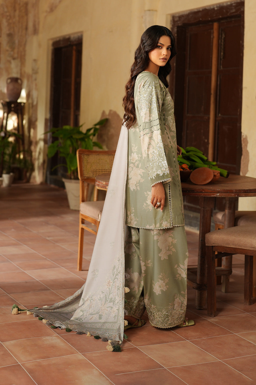 Iznik | Winter 25 | IPF-08