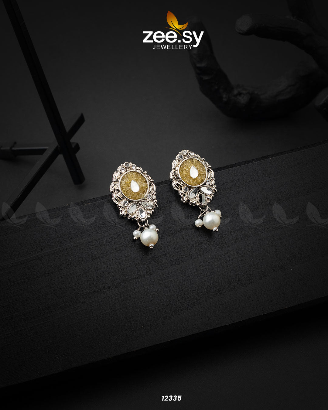 Limestone Crush Studs Earrings - Libasekhas
