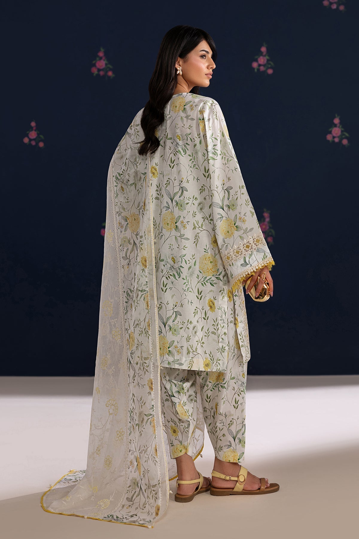 Baroque | Embroidered Lawn | SF-4460