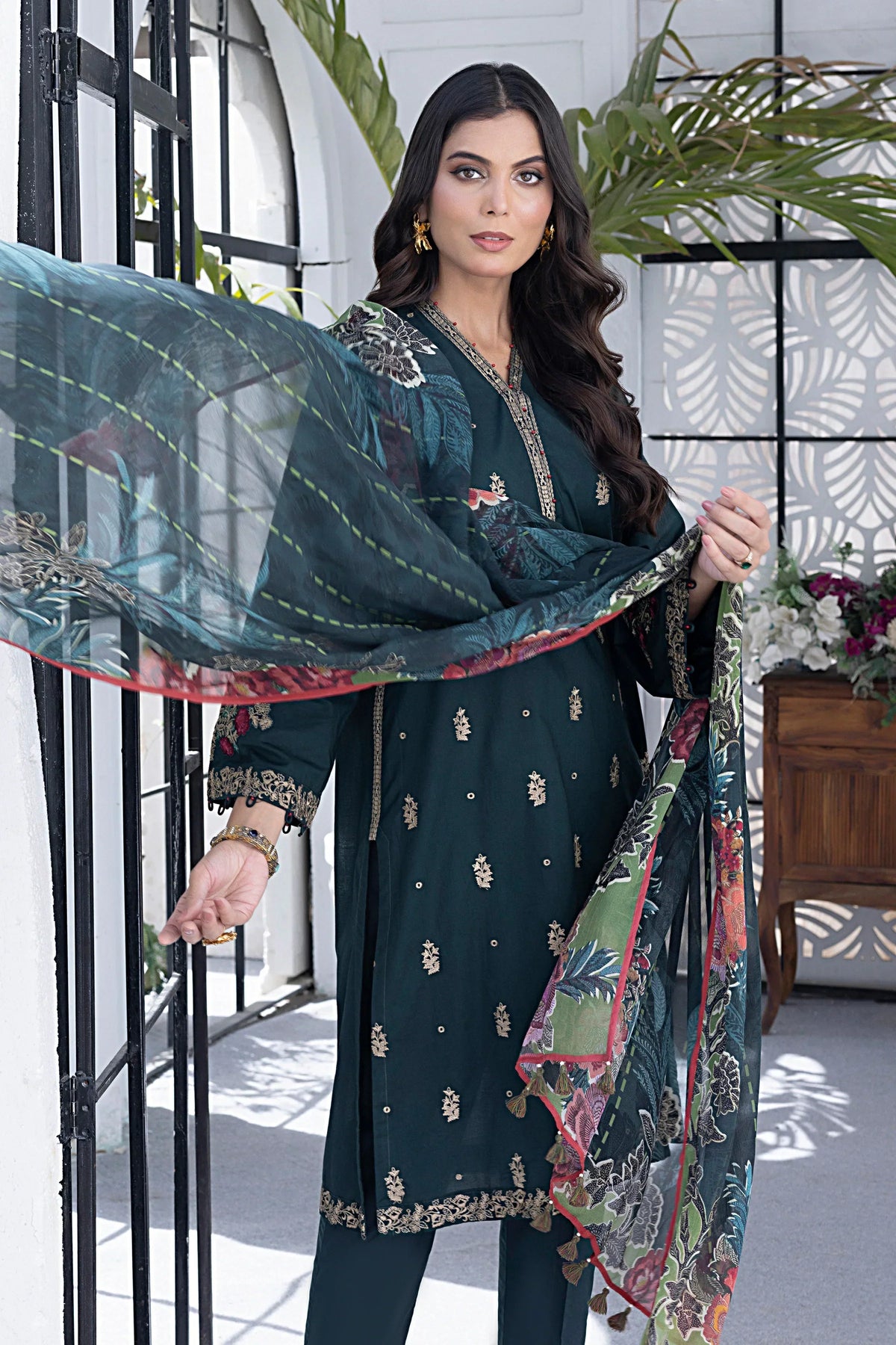 LSM | Spring Embroidered | 0067 - Riwayat-e-Khas