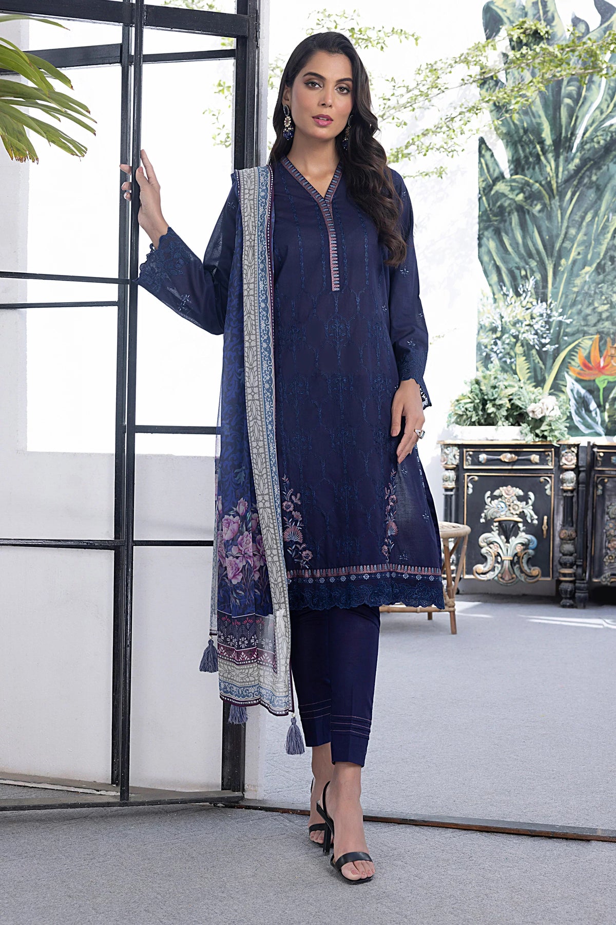 LSM | Spring Embroidered | 0122 - Riwayat-e-Khas