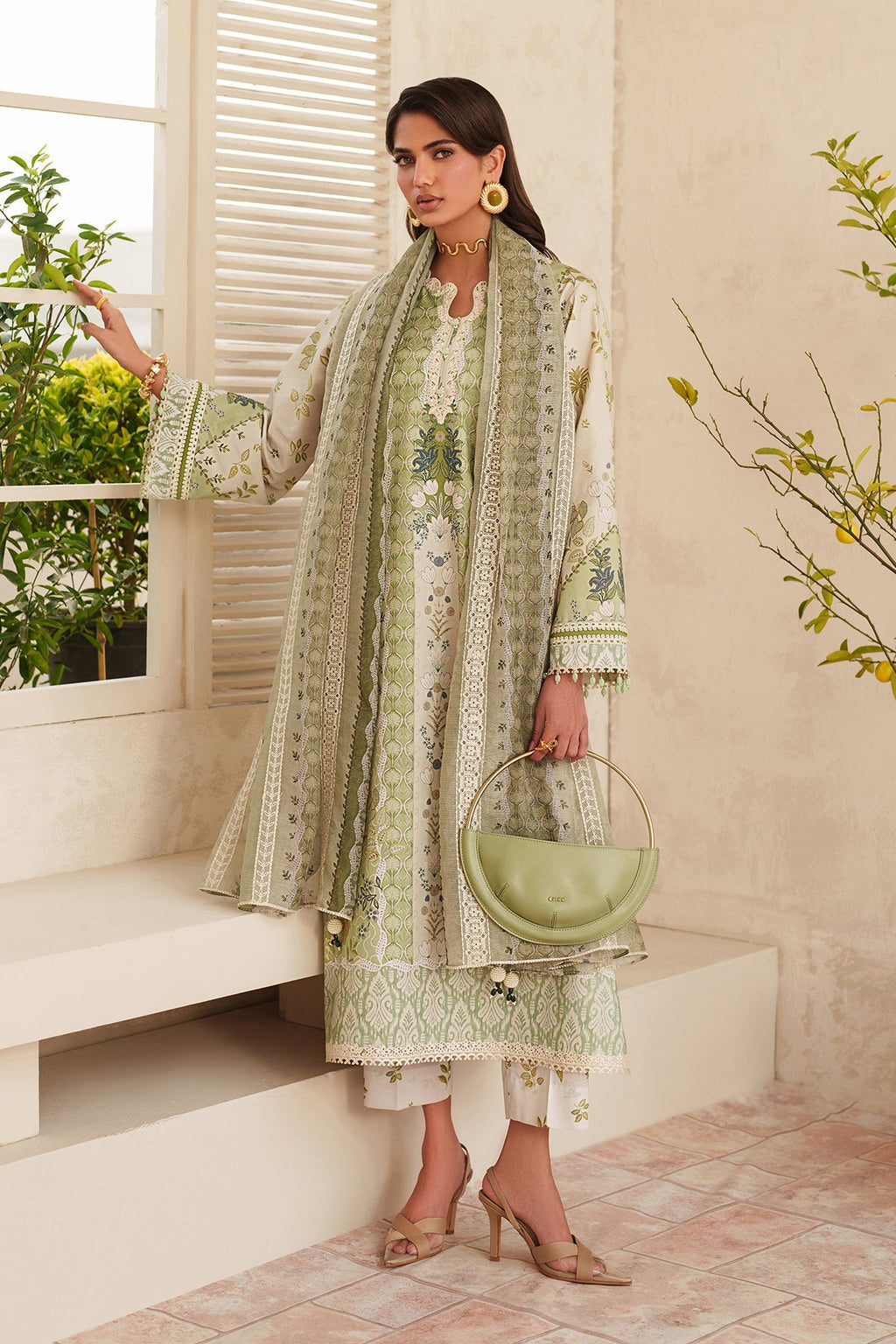 Baroque | Embroidered Lawn | SF-4406