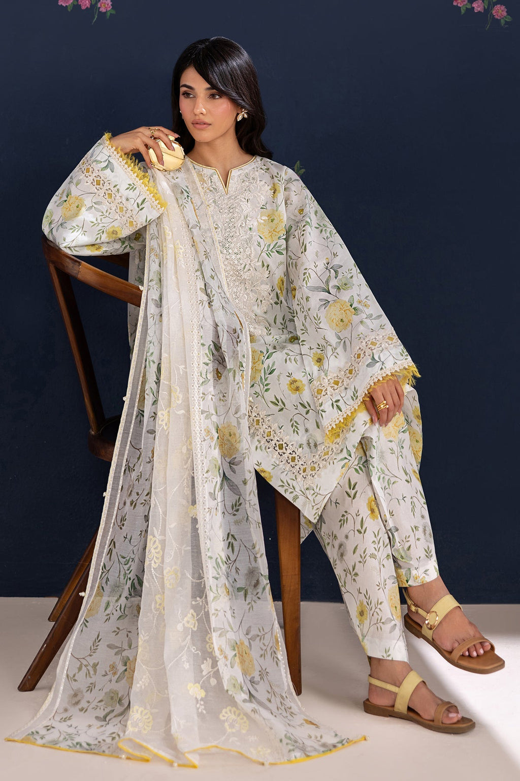 Baroque | Embroidered Lawn | SF-4460