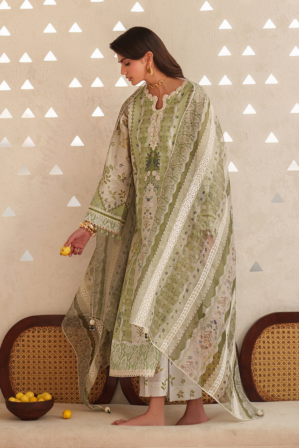 Baroque | Embroidered Lawn | SF-4406