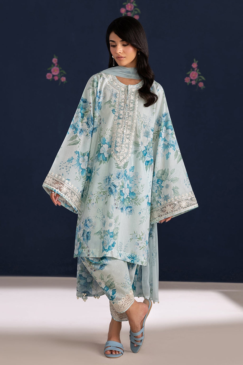 Baroque | Embroidered Lawn | SF-4461