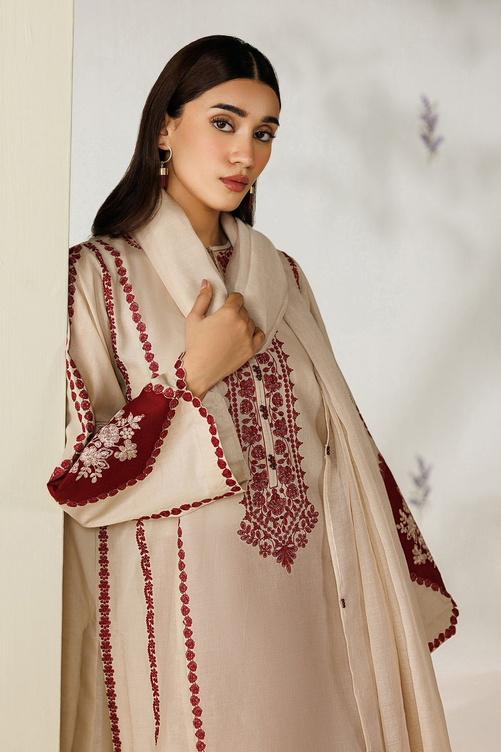 Baroque | Embroidered Lawn | SF-4421