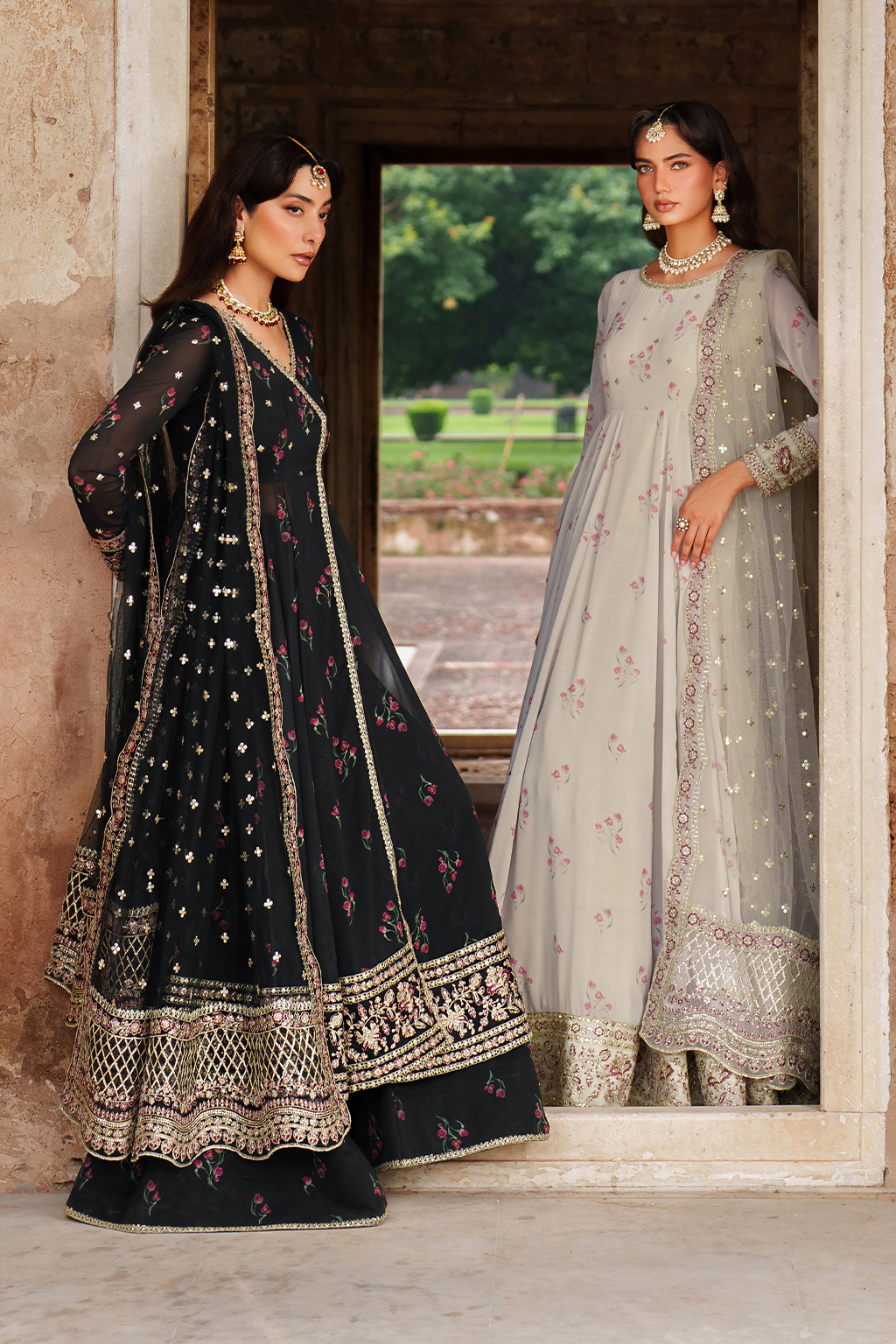 Iznik | Exclusive Formals | UE-550  Printed Chiffon