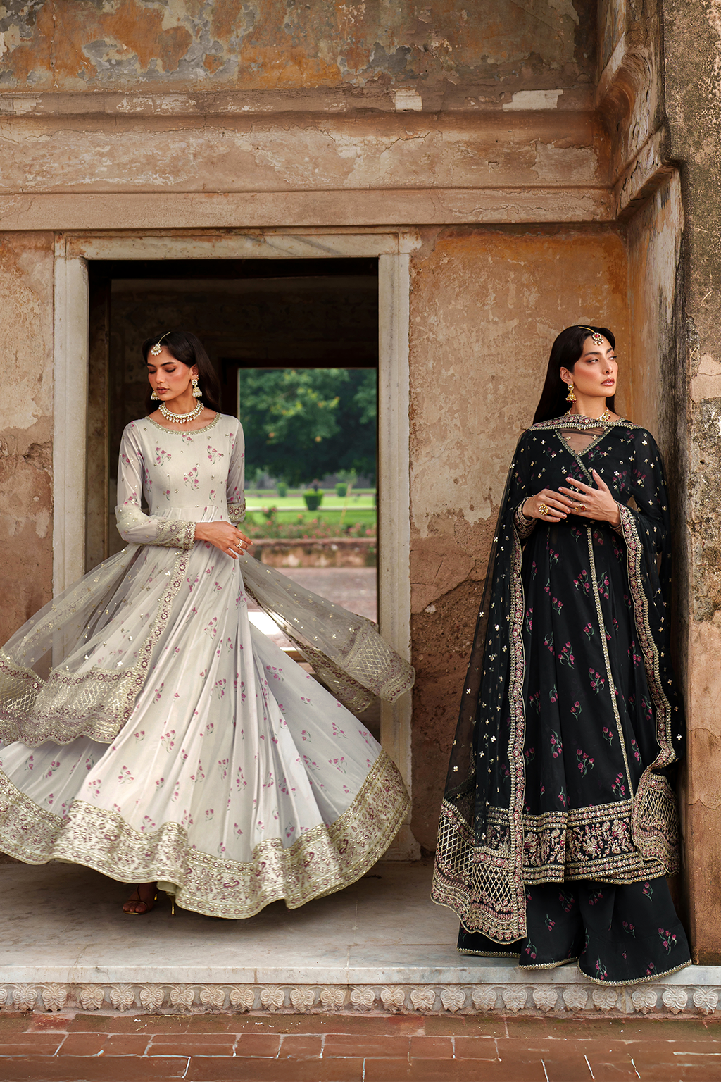 Iznik | Exclusive Formals | UE-550  Printed Chiffon