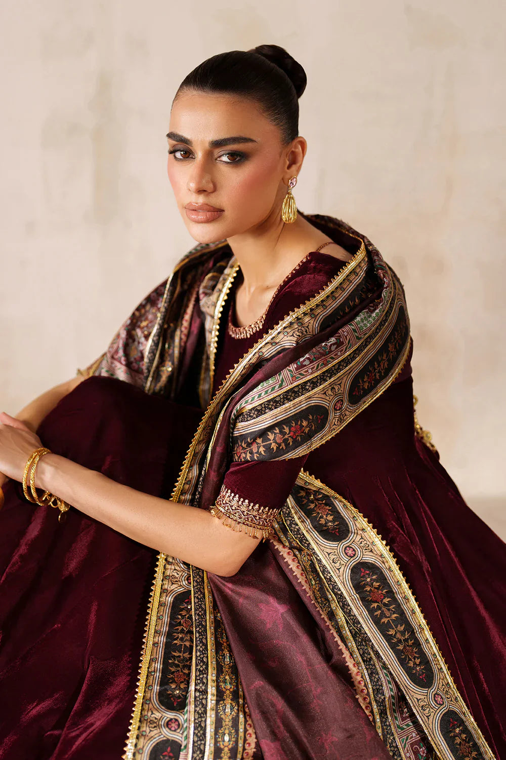 Baroque | EMBROIDERED VELVET | PR-1207