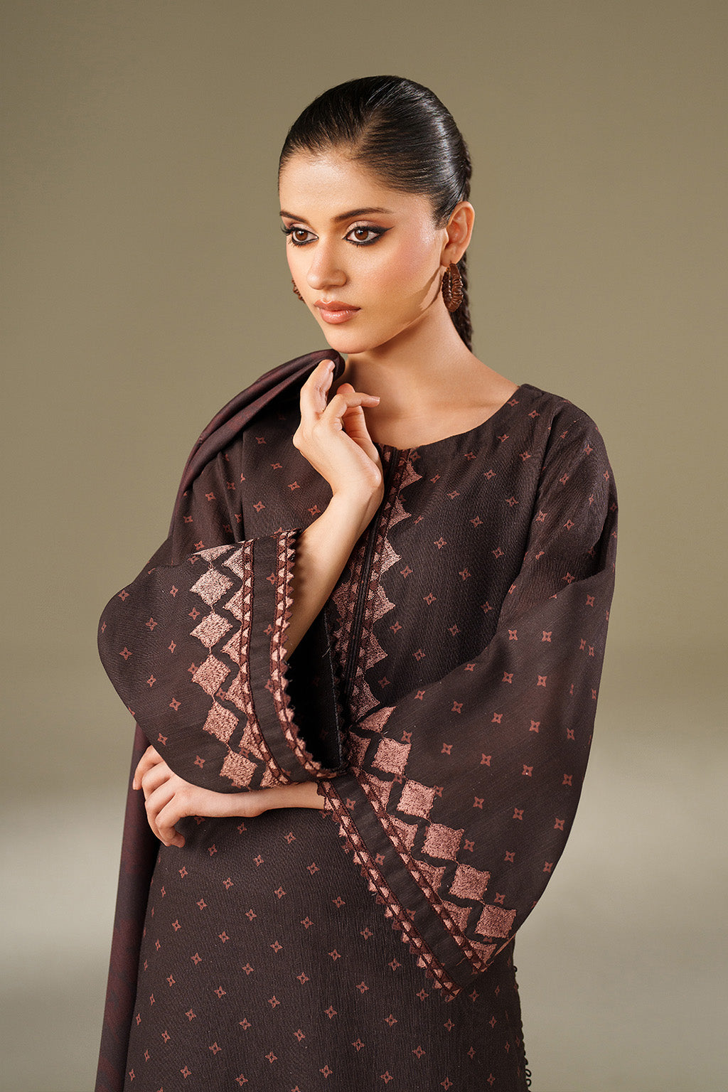 Iznik | Winter Chapter 25 | UE-559 Printed Khaddar