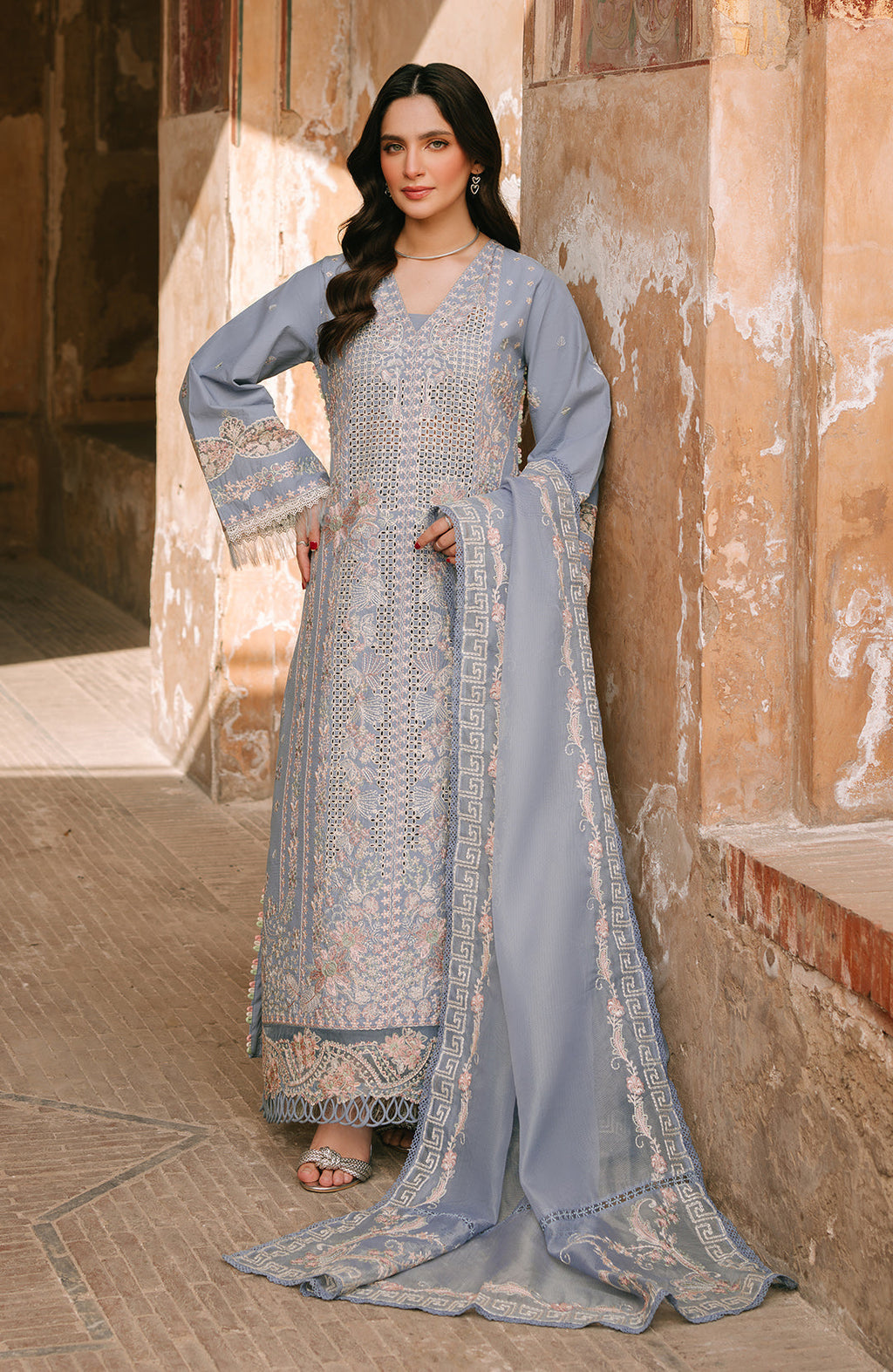 Fiona | Sarang Lawn 25 | Aysel