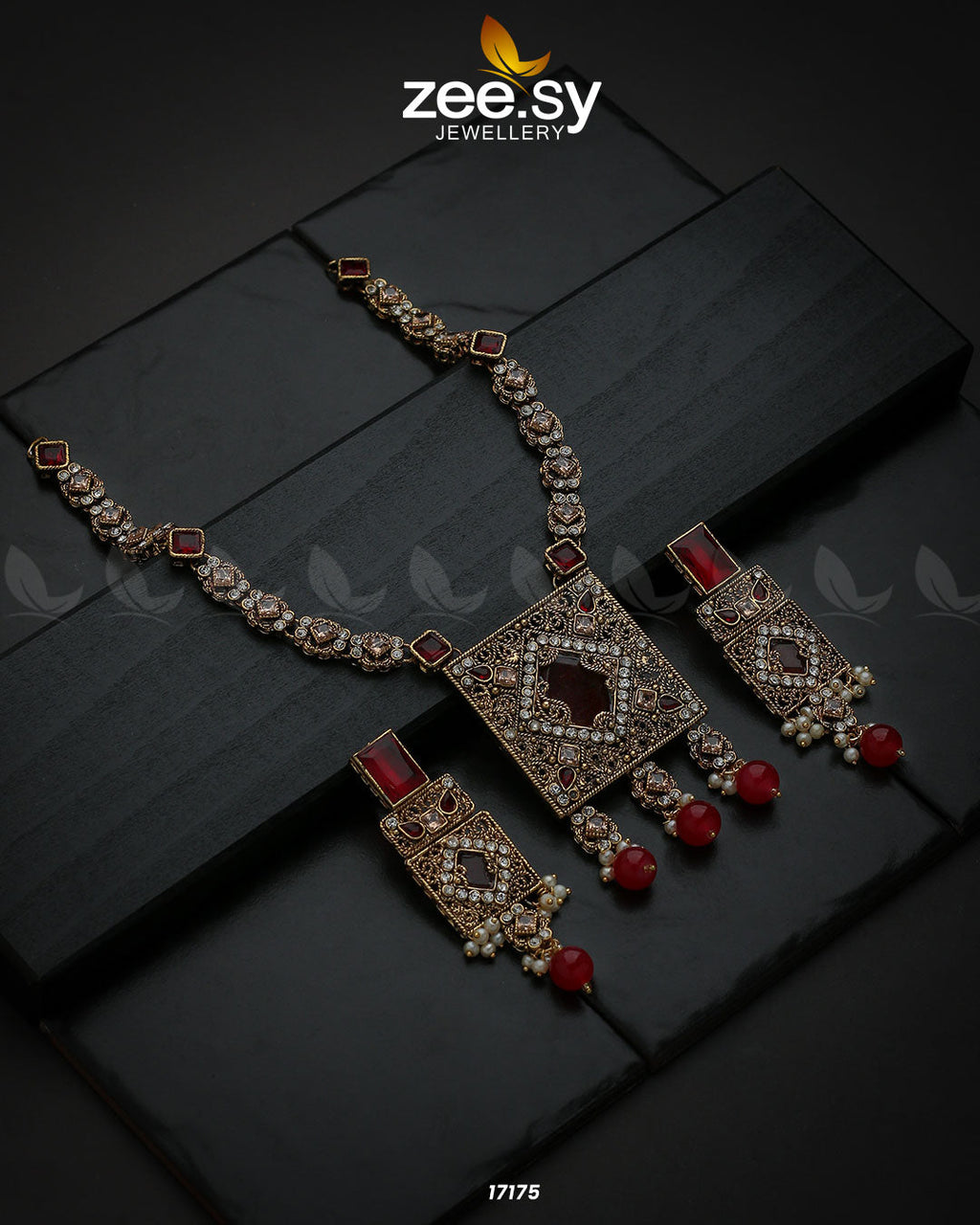Captivating Crystals Necklace - Libasekhas