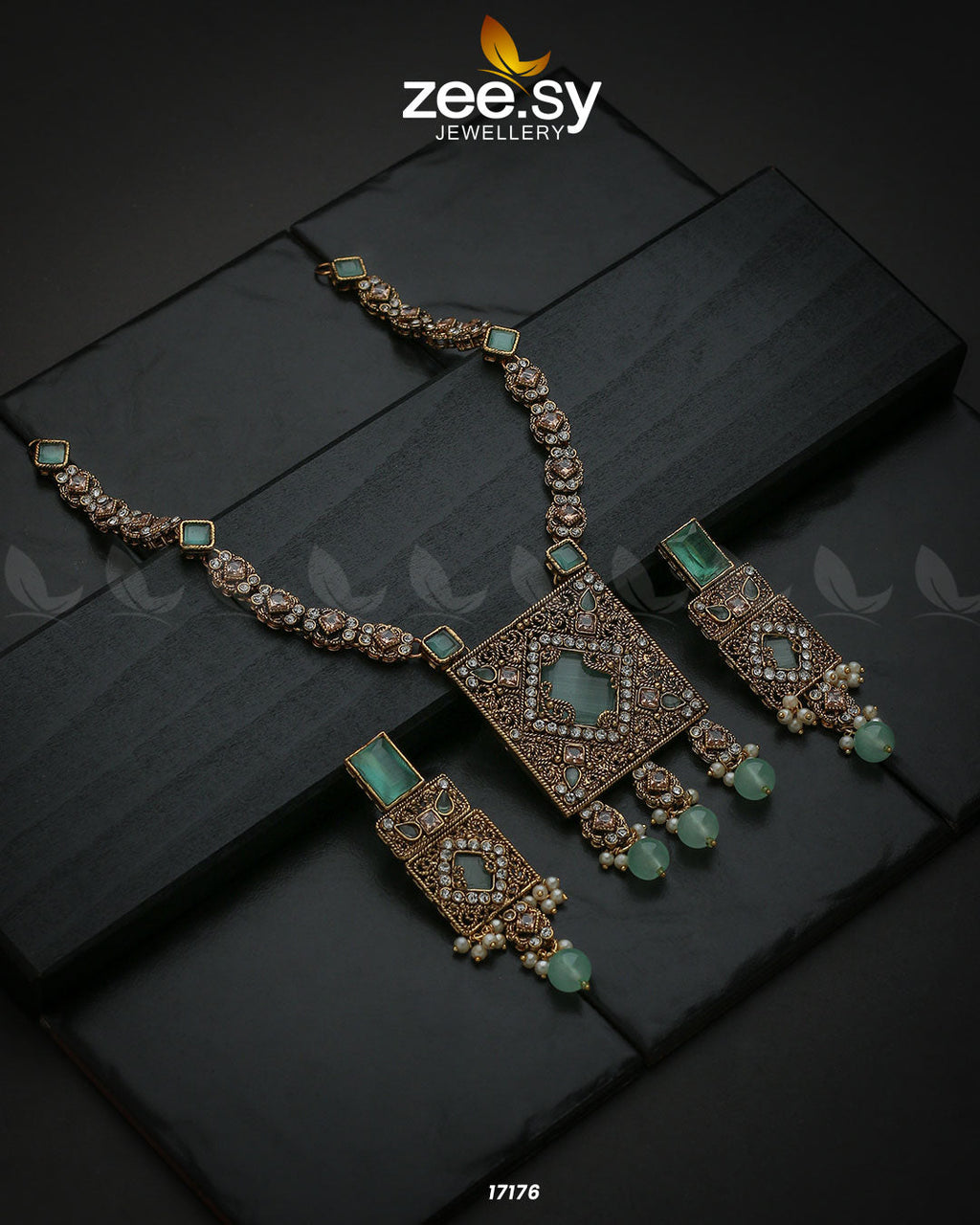 Captivating Crystals Necklace - Libasekhas