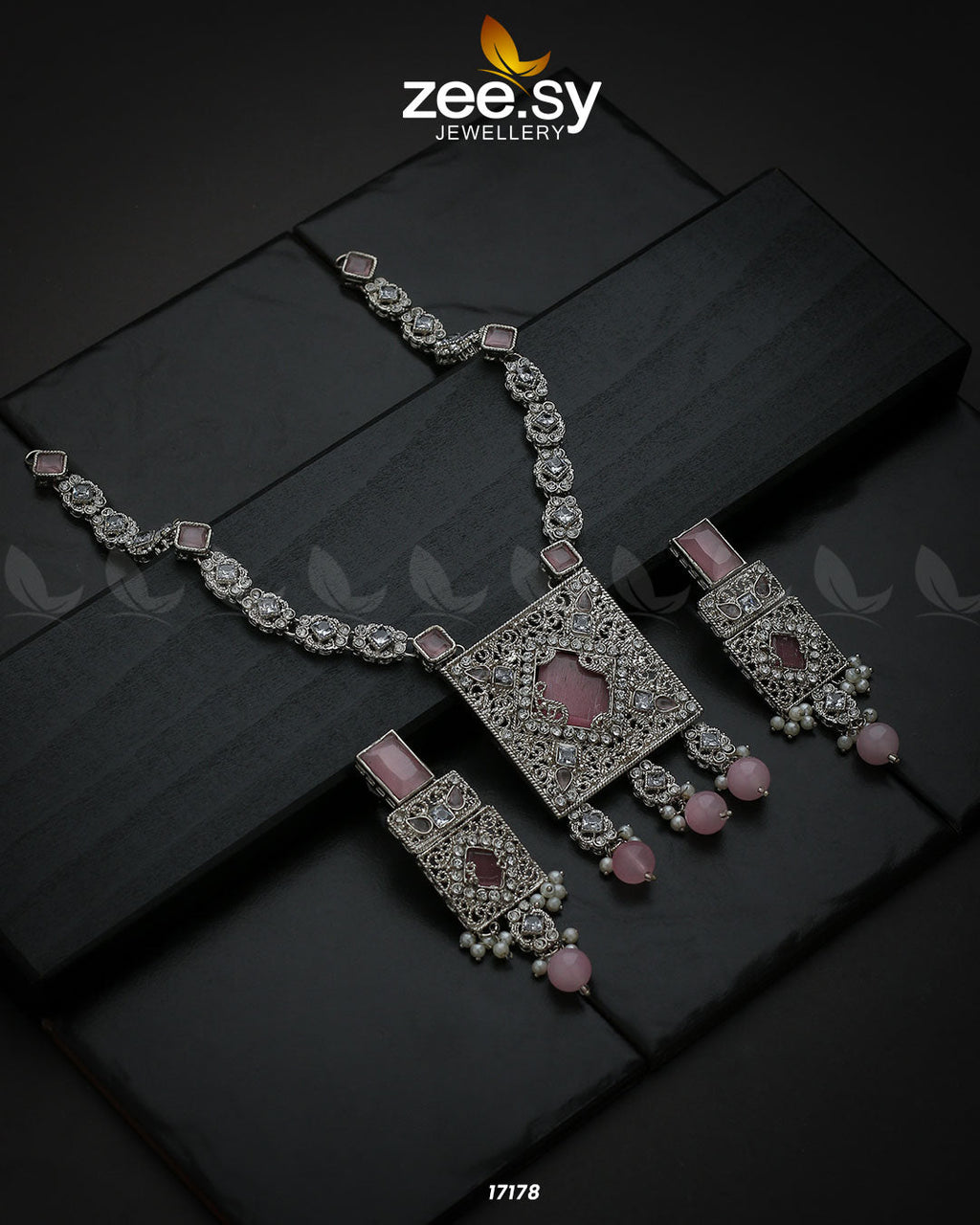 Captivating Crystals Necklace - Libasekhas