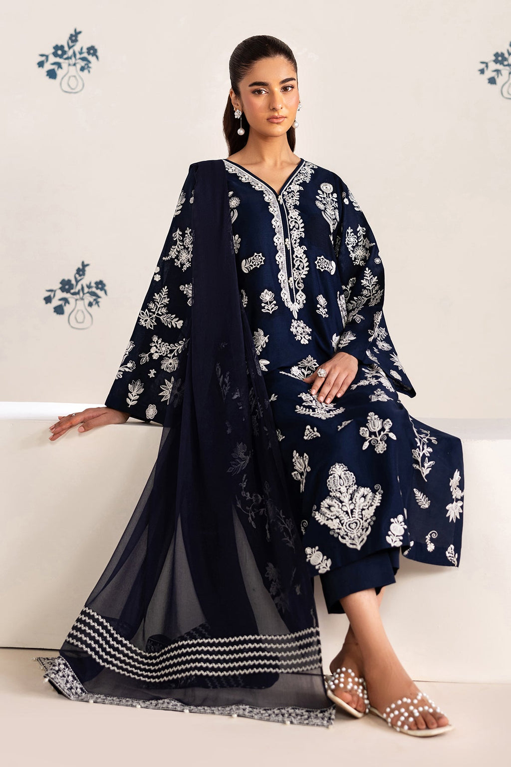 Baroque | Embroidered Lawn | SF-4464