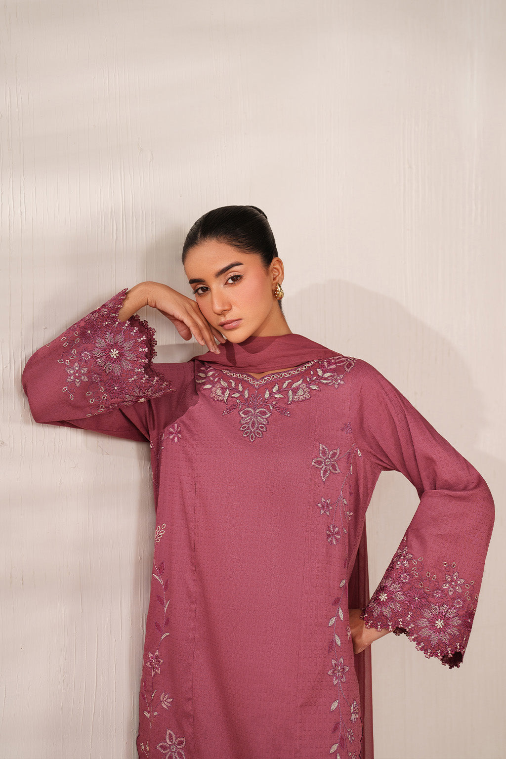 Iznik | Ramadan Edit | UE-598 Embroidered Lawn