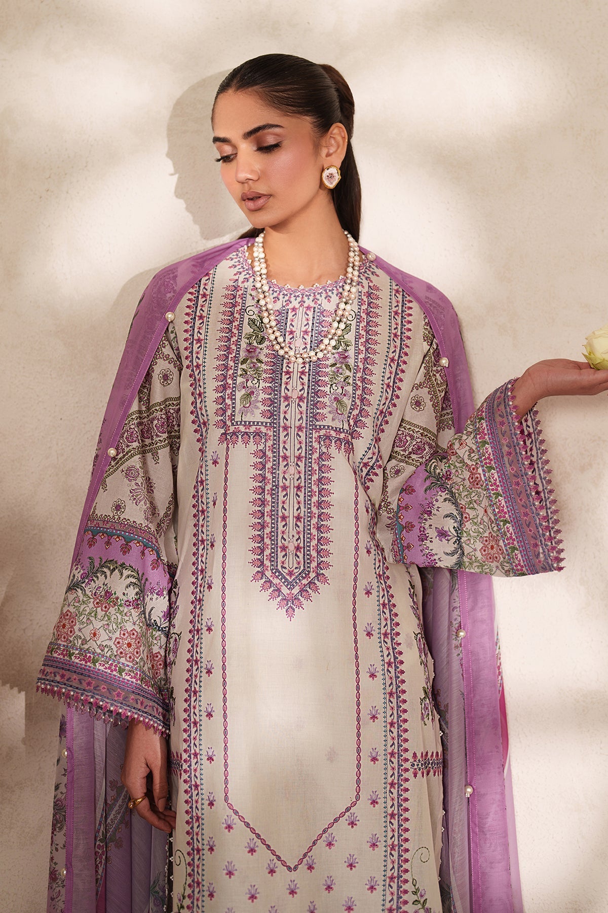 Baroque | Embroidered Lawn | SF-4411