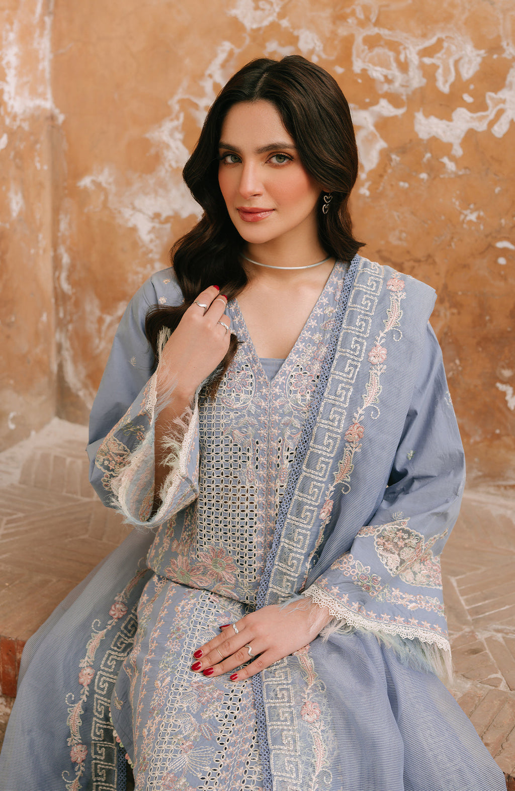 Fiona | Sarang Lawn 25 | Aysel
